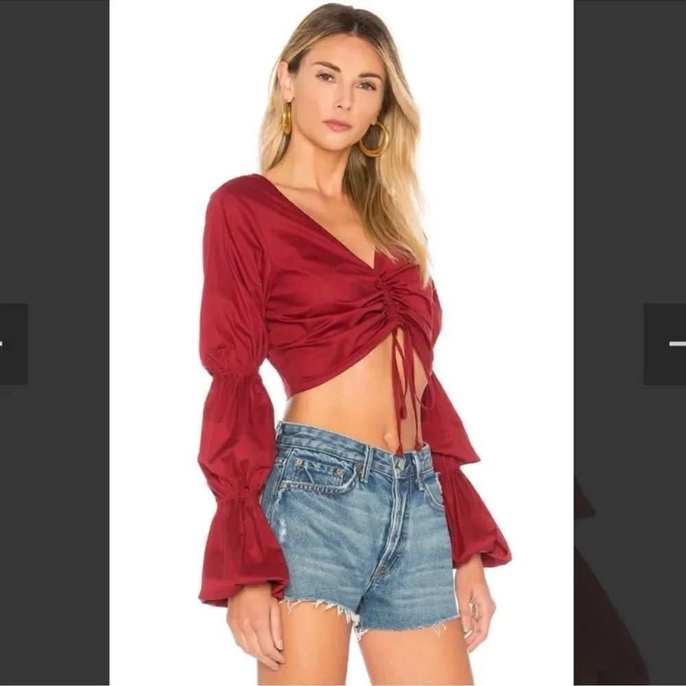 Tularosa Ava Cinched Long Sleeve Crop Top in Wine Size Small